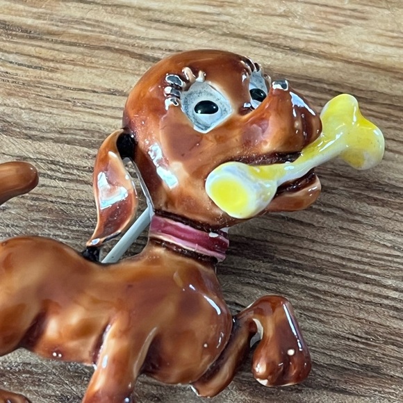 1960’s Vintage Enamel Dog Brooch - Picture 2 of 4